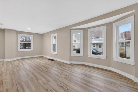 Tiny photo for 947 Crescent Street NE, Grand Rapids City, MI 49503 (MLS # 65026013441)