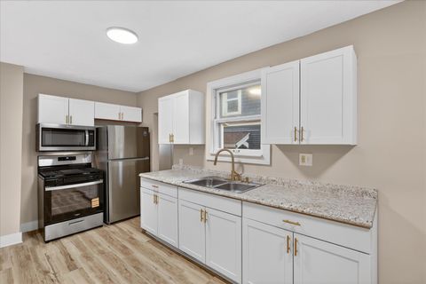 Tiny photo for 947 Crescent Street NE, Grand Rapids City, MI 49503 (MLS # 65026013441)