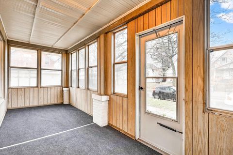 Tiny photo for 947 Crescent Street NE, Grand Rapids City, MI 49503 (MLS # 65026013441)