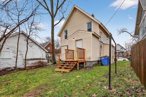 Tiny photo for 947 Crescent Street NE, Grand Rapids City, MI 49503 (MLS # 65026013441)