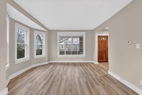 Tiny photo for 947 Crescent Street NE, Grand Rapids City, MI 49503 (MLS # 65026013441)