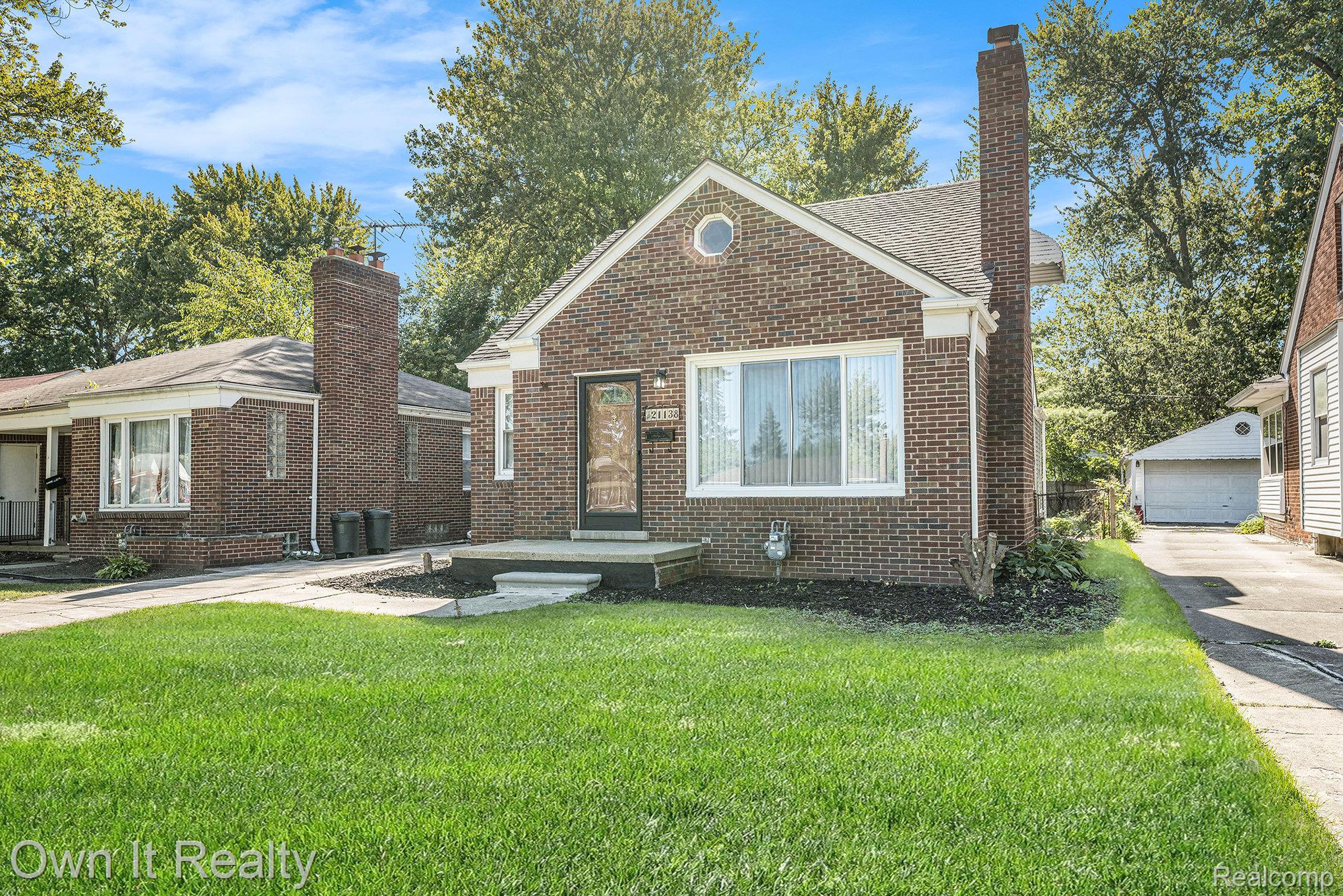 21138 Huntington Avenue