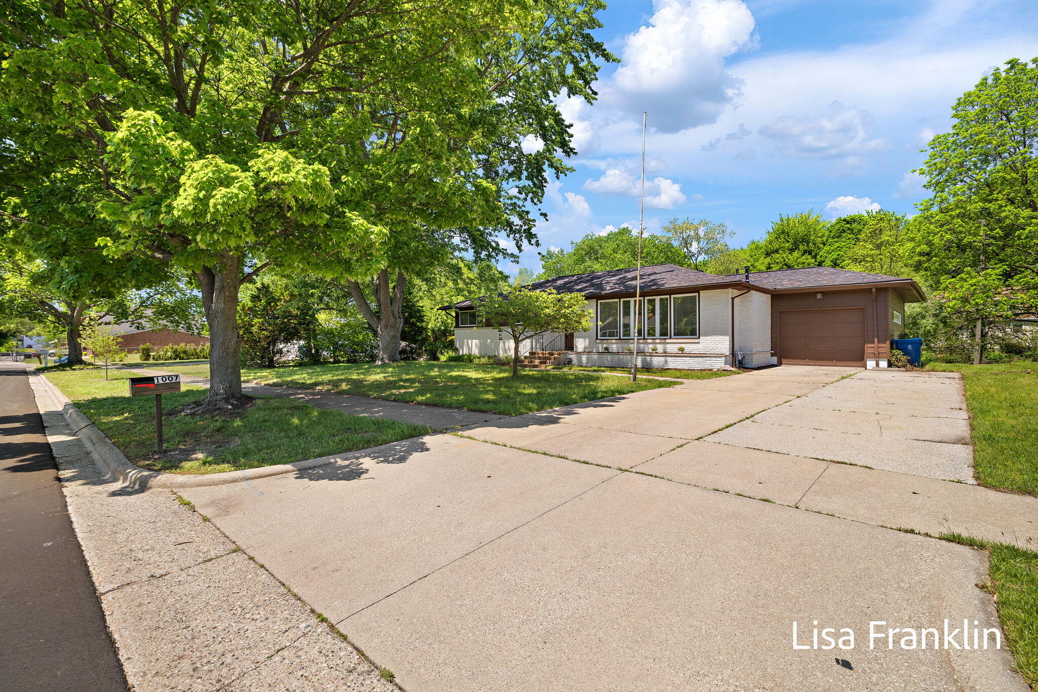 1007 Orchard Avenue