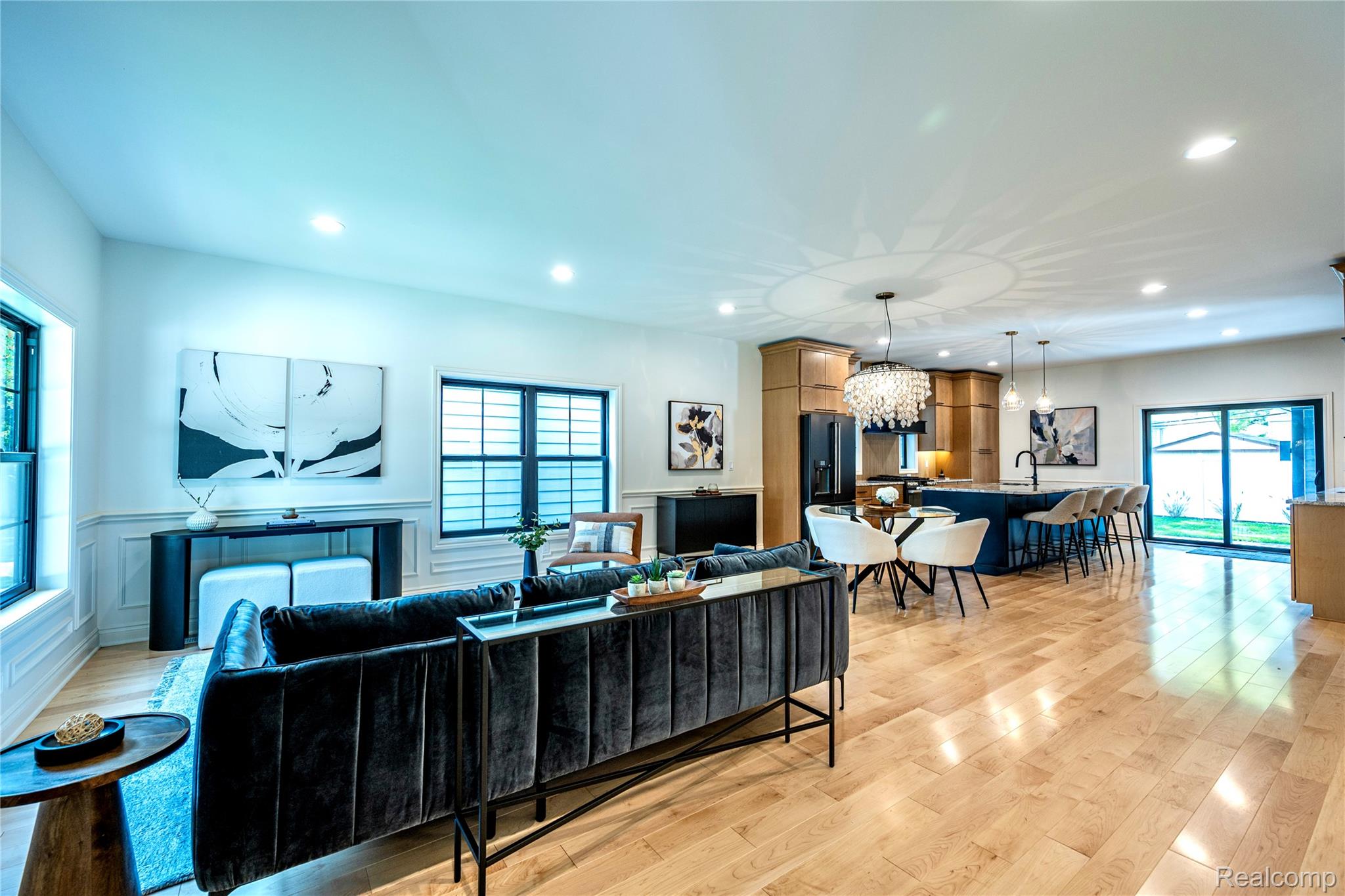 1935 Brookwood Avenue