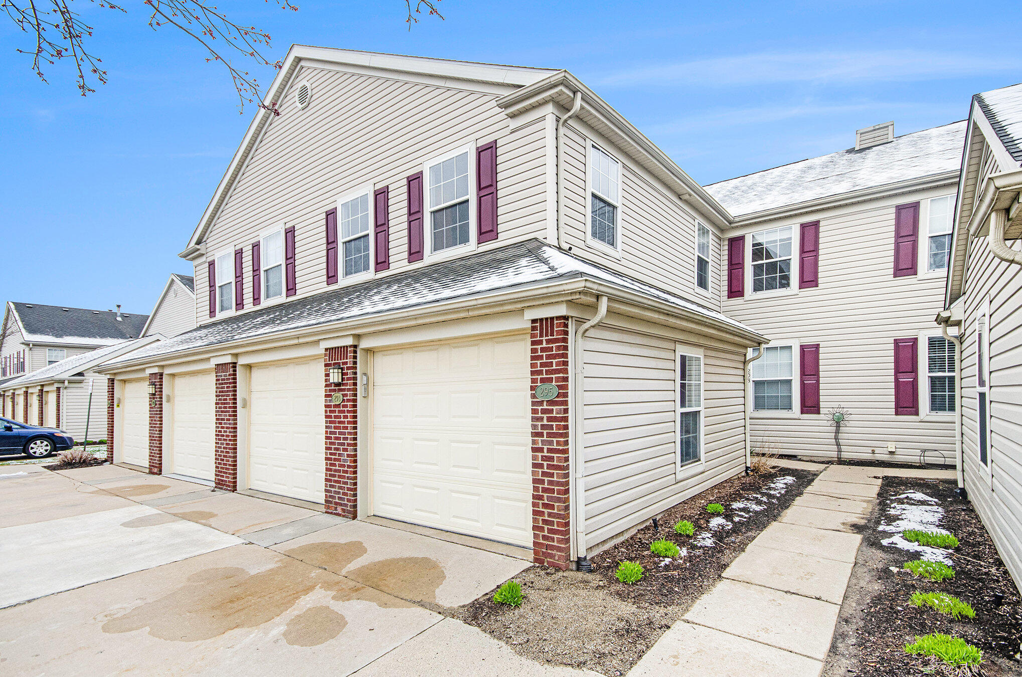295 Victoria Drive