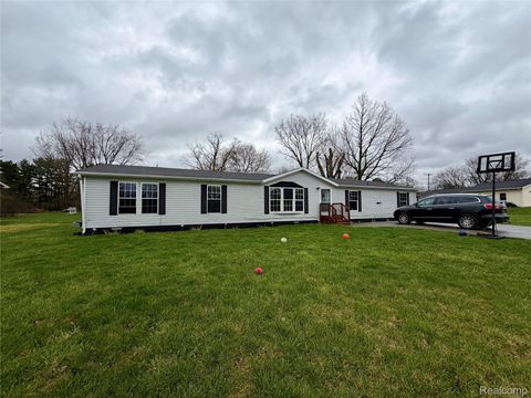3498 Mackin Road Flint Charter Township MI 48504