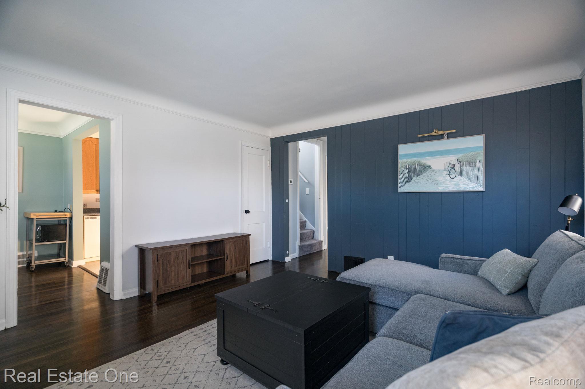 2989 Cummings Avenue