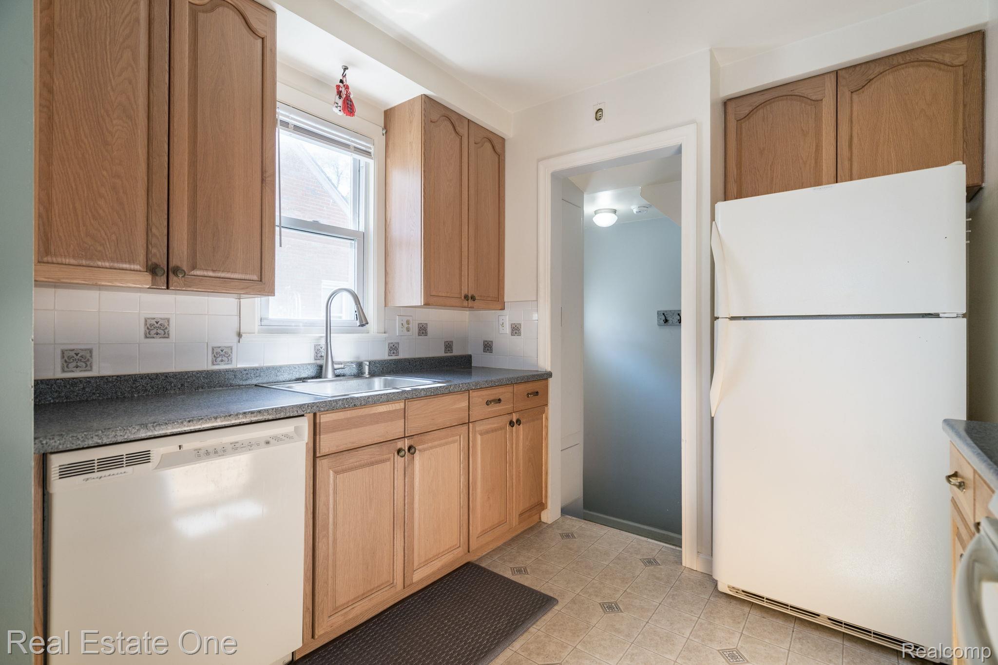 2989 Cummings Avenue