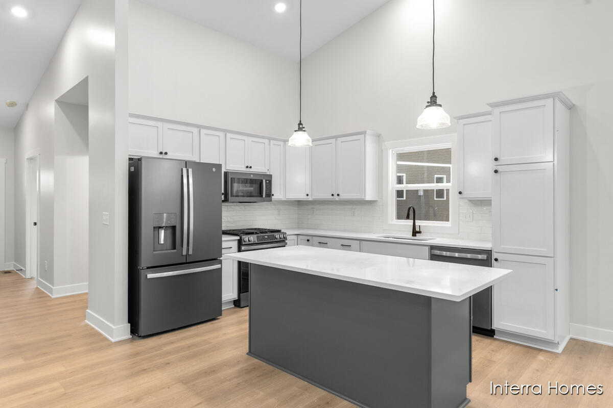 2827 W Cobblestone Court SE 13