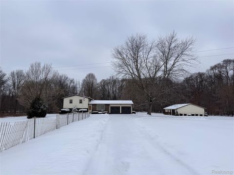5376 Owosso Road Howell Township MI 48836