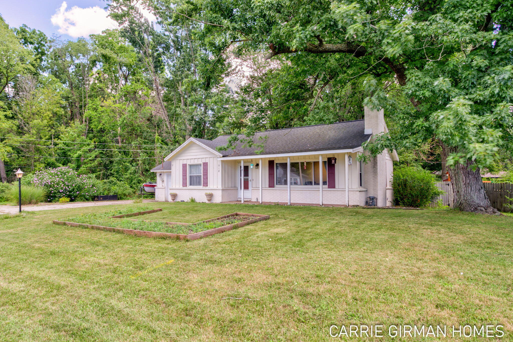 918 Paw Paw Drive