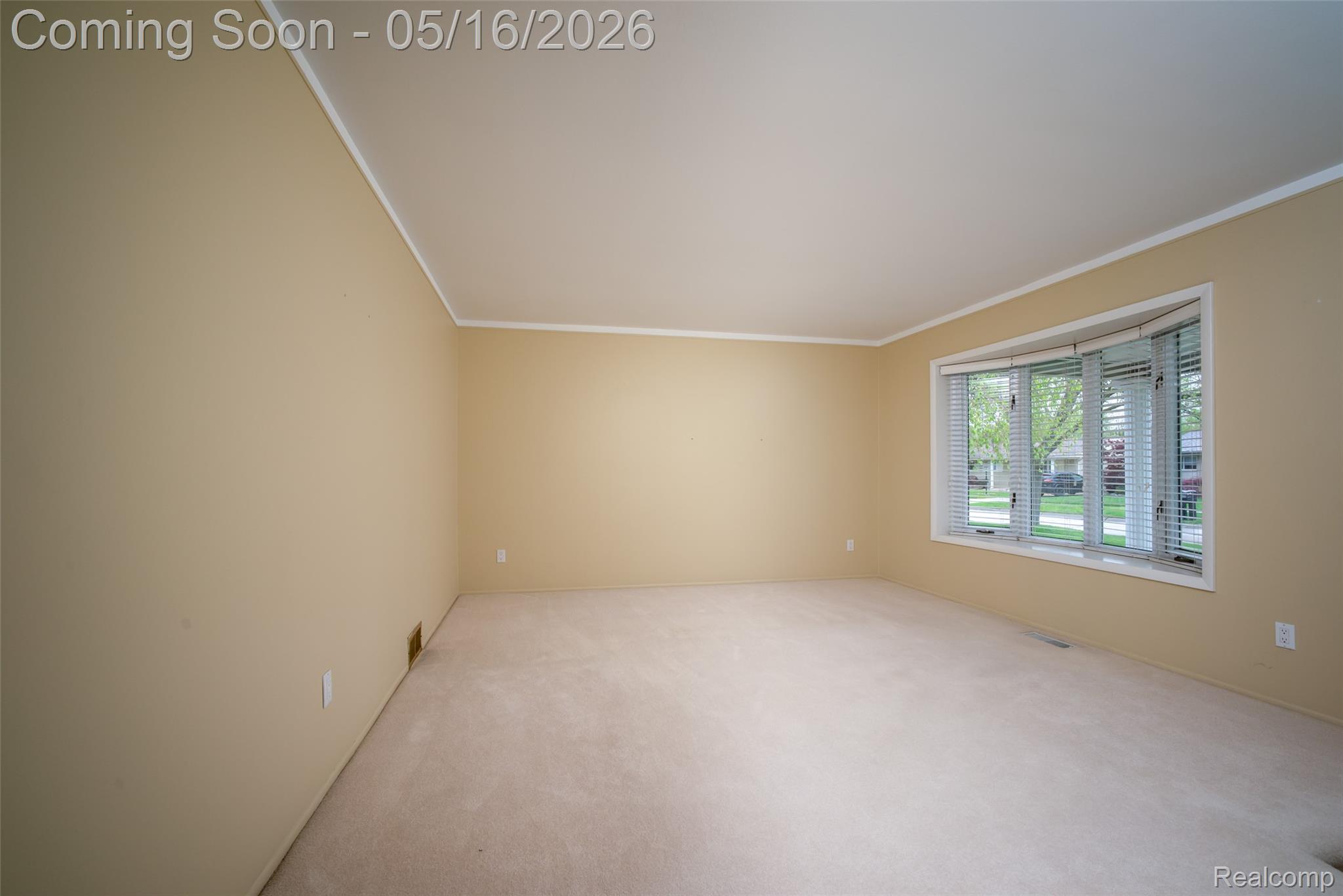 27188 Weddel Avenue