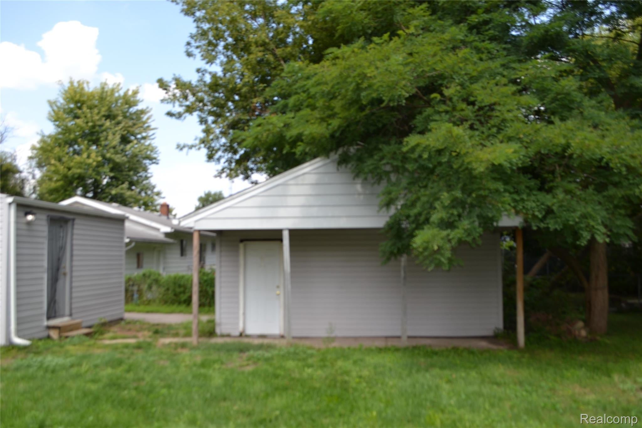 4265 Van Slyke Road
