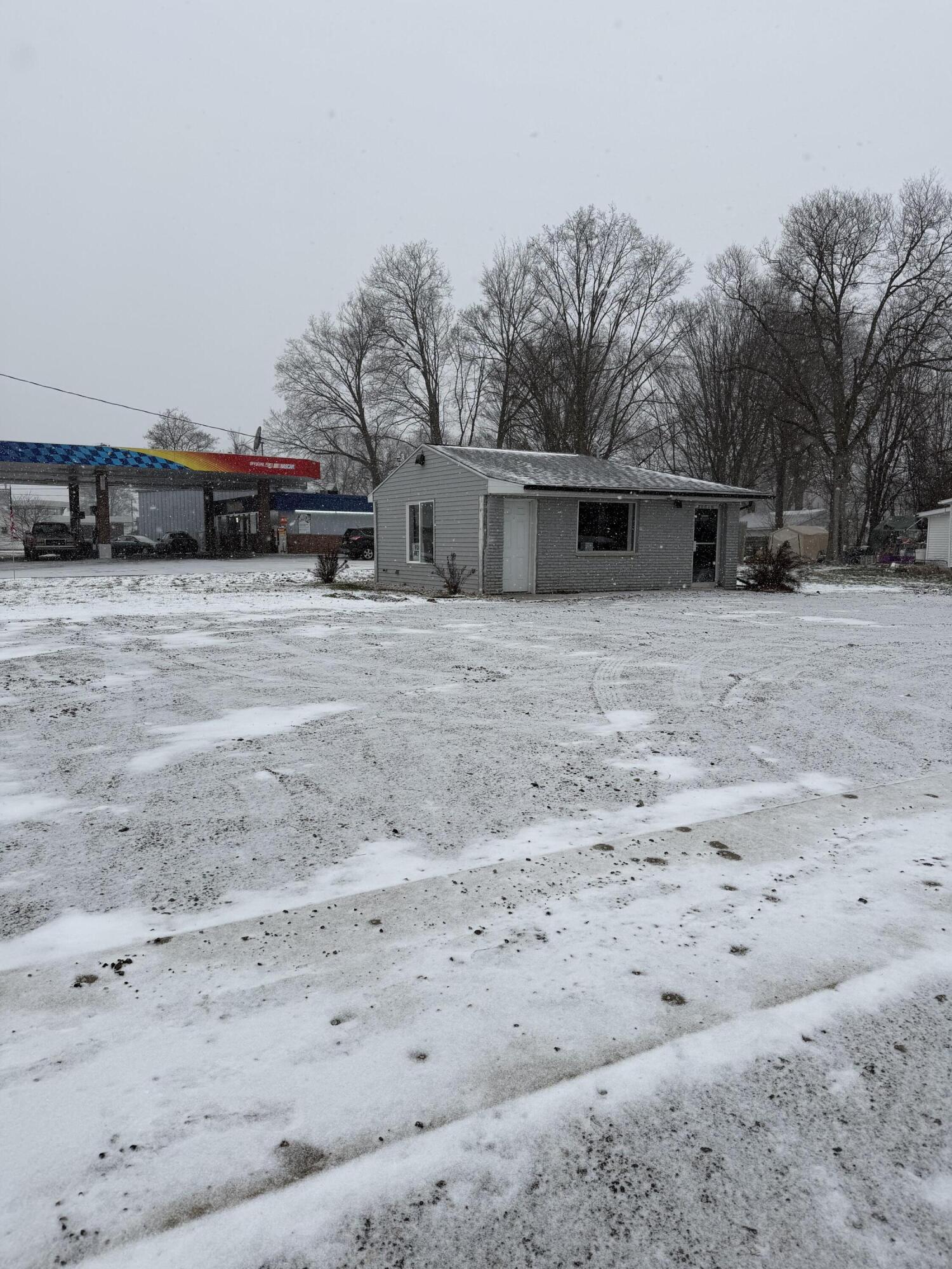 102 N Lincoln Avenue