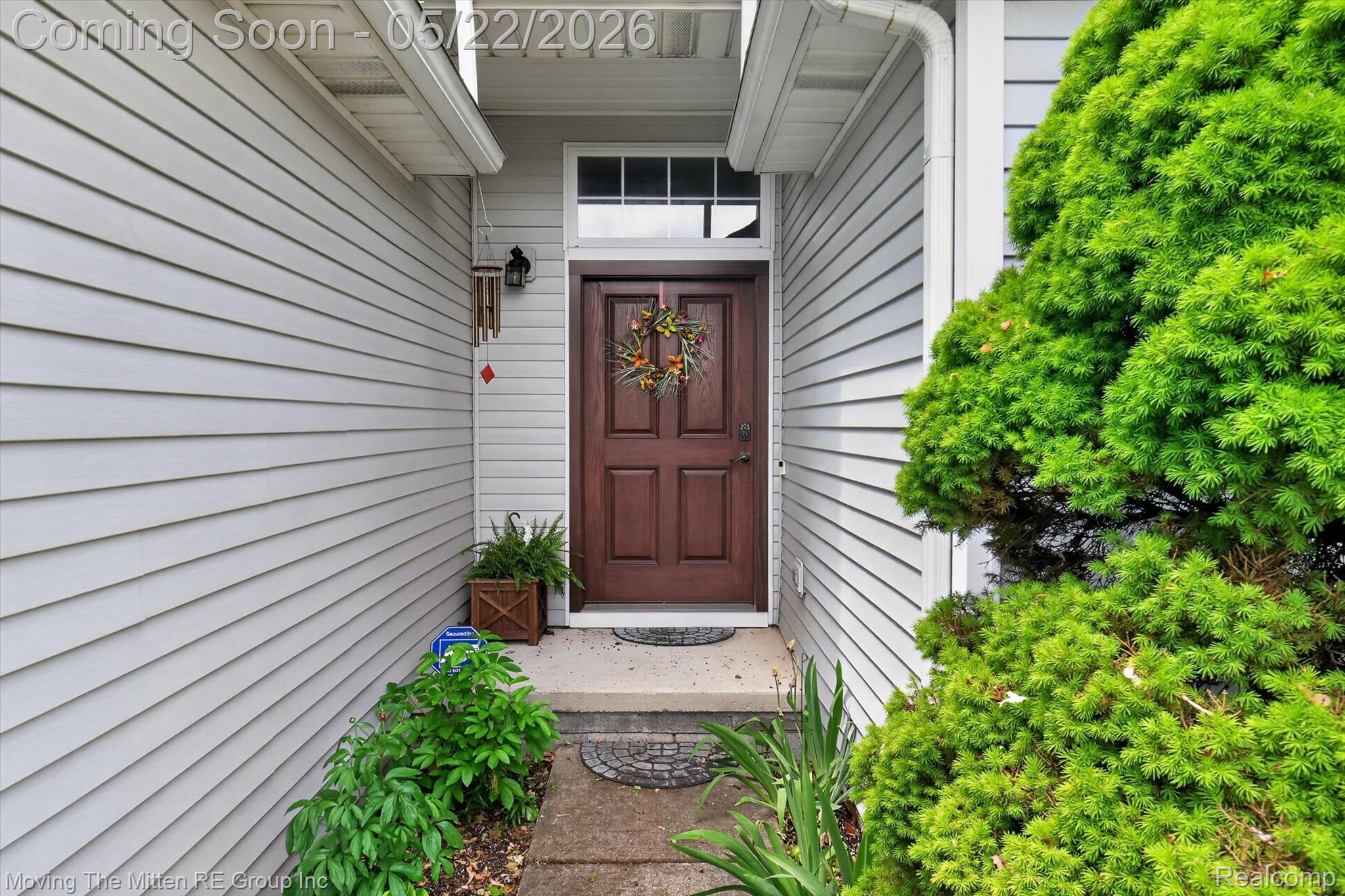 953 N Newburgh Road