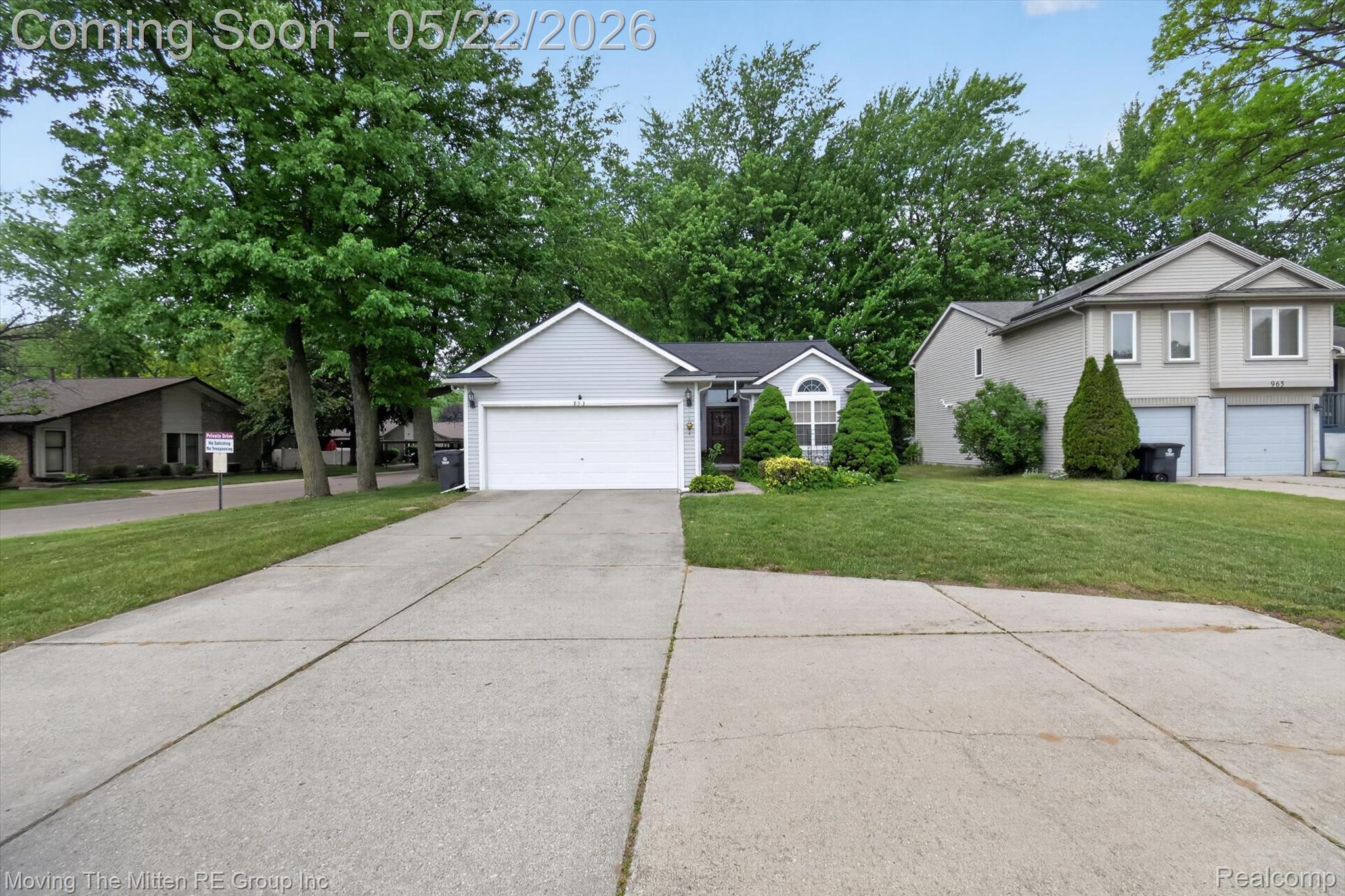 953 N Newburgh Road