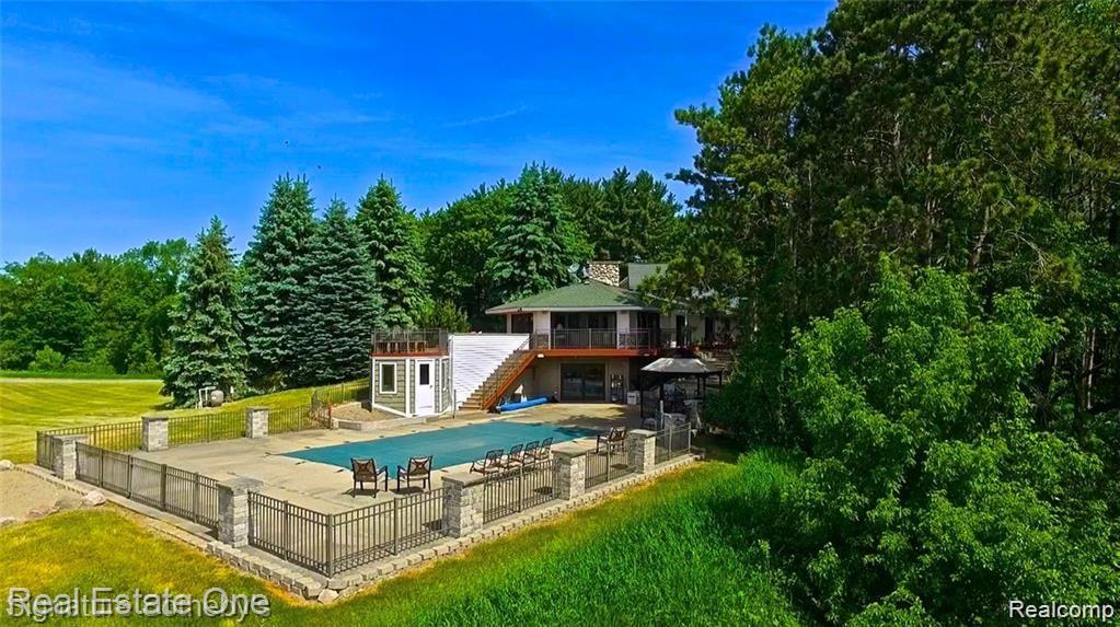 3300 FISHER Road