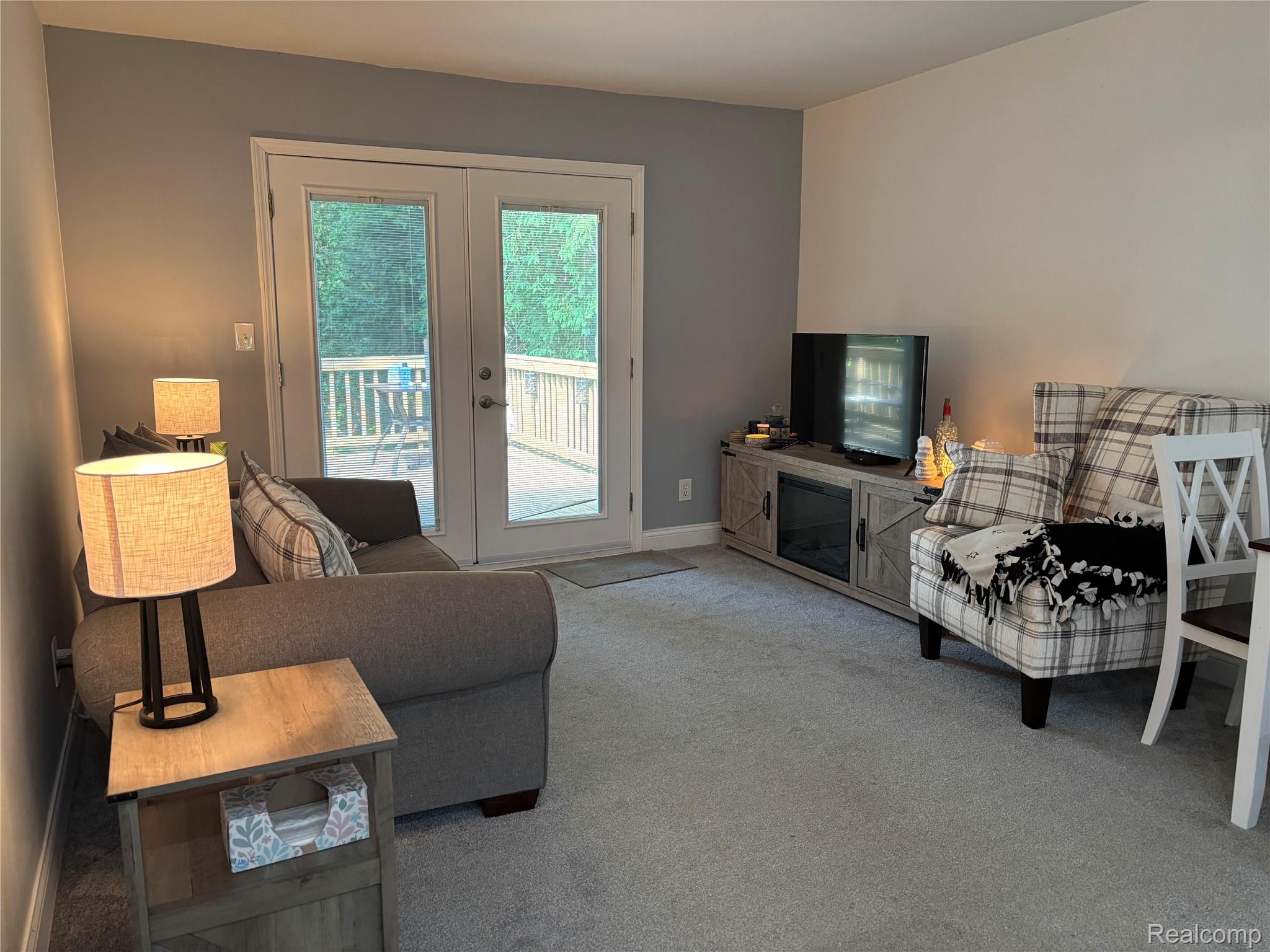 11166 Riverview Drive