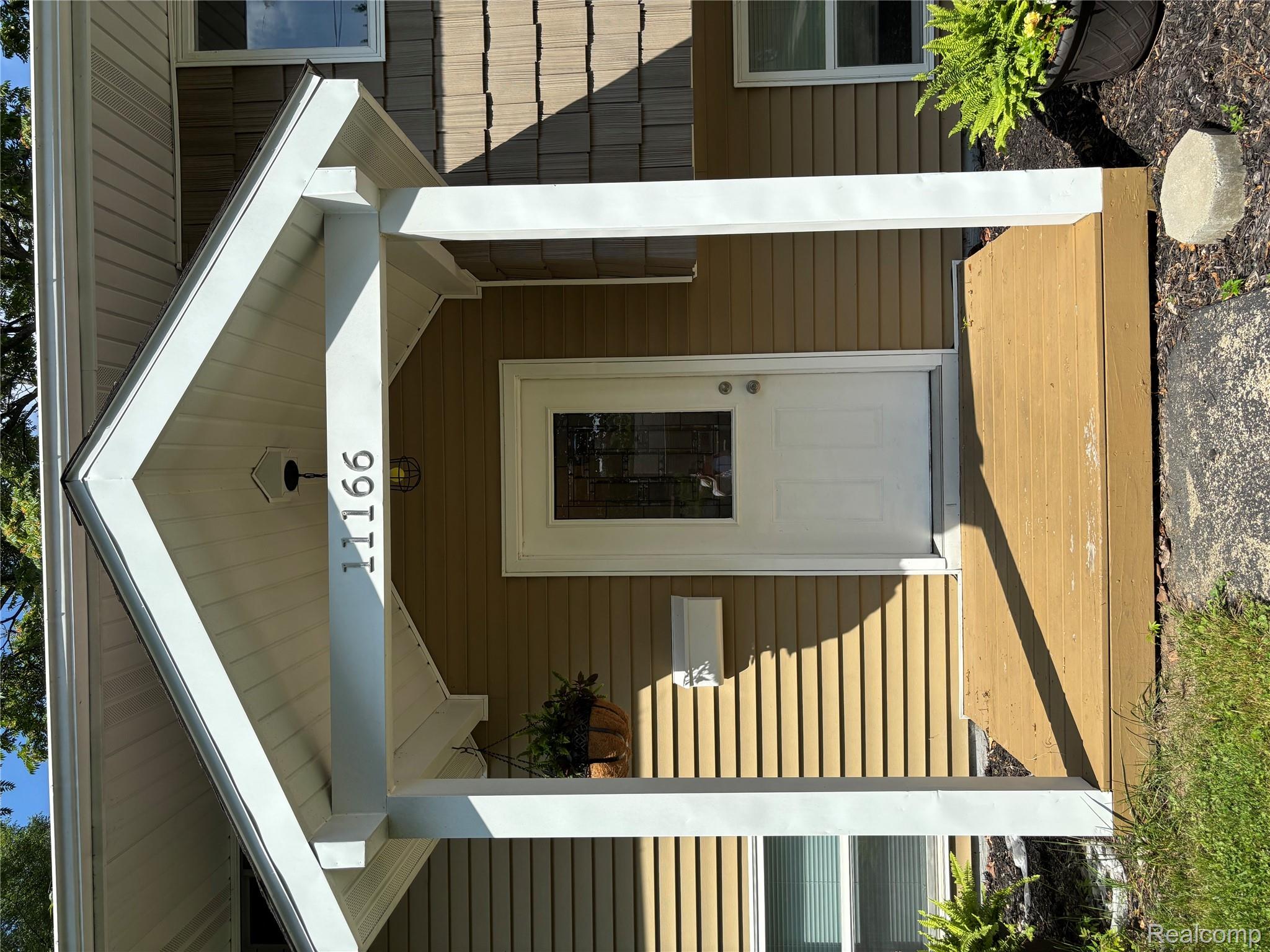 11166 Riverview Drive