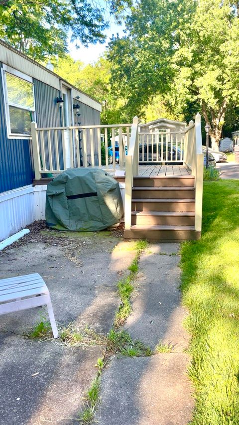 Tiny photo for 3228 Birch Lane, Kalamazoo City, MI 49004 (MLS # 66026025909)