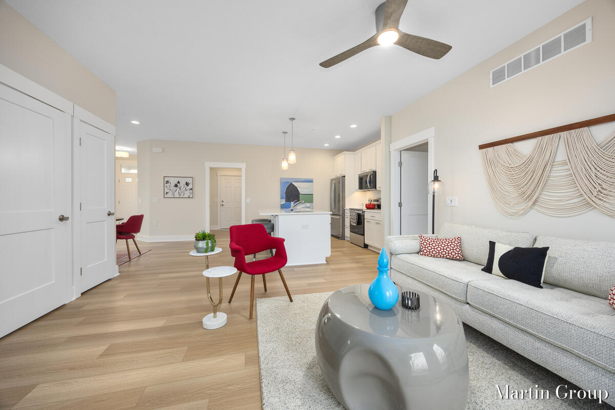 2247 Watertown Way NE