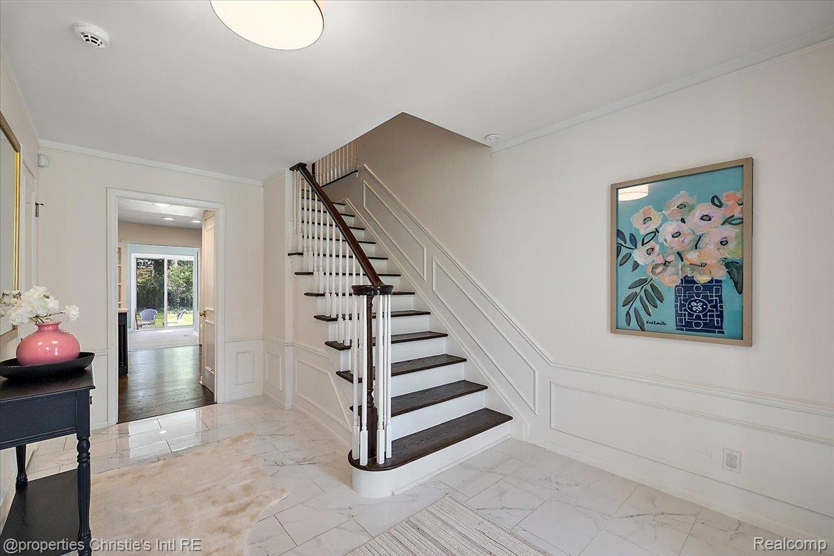 234 Lincoln Road