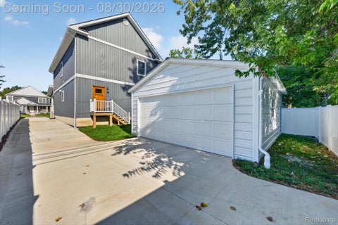 Tiny photo for 1820 Robina Avenue, Berkley City, MI 48072 (MLS # 20261069426)