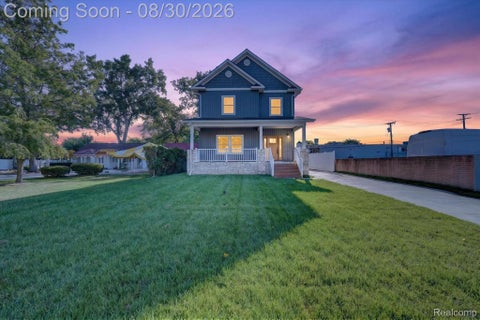 Tiny photo for 1820 Robina Avenue, Berkley City, MI 48072 (MLS # 20261069426)