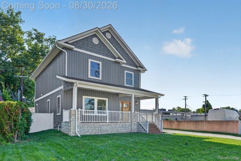 Tiny photo for 1820 Robina Avenue, Berkley City, MI 48072 (MLS # 20261069426)