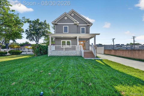 Tiny photo for 1820 Robina Avenue, Berkley City, MI 48072 (MLS # 20261069426)