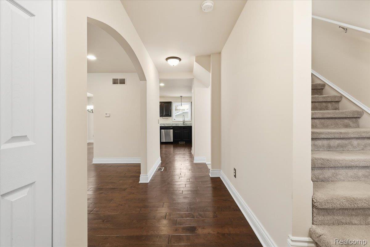 3536 Buckingham Avenue