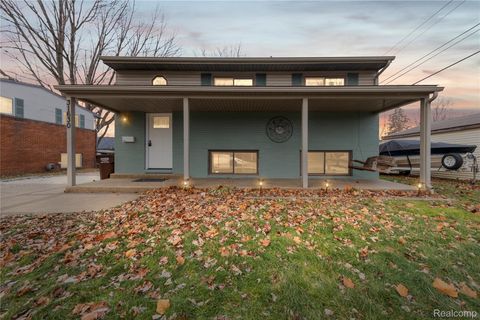 31630 E Ditner Drive Rockwood City MI 48173