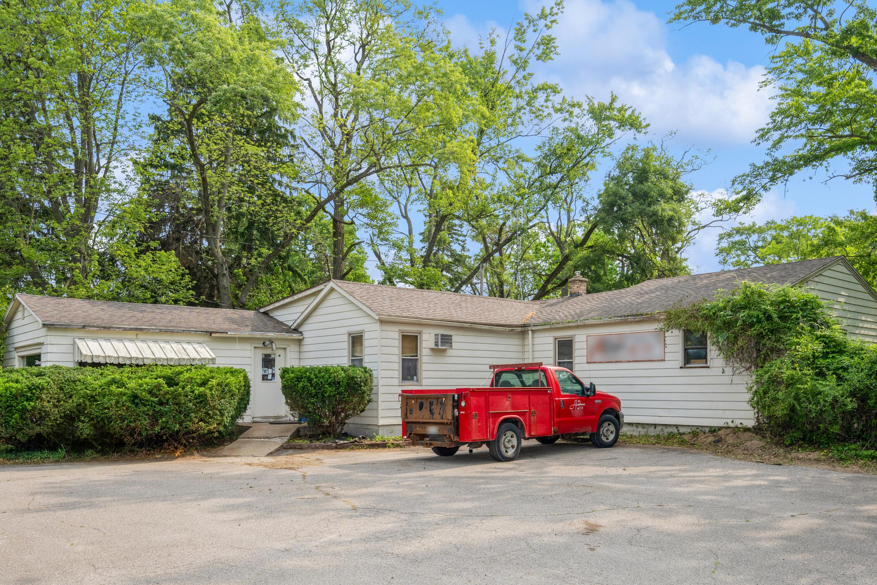 Lake Charter Township, Michigan 49106, United States, ,1 BathroomBathrooms,Commercial,Active,212234