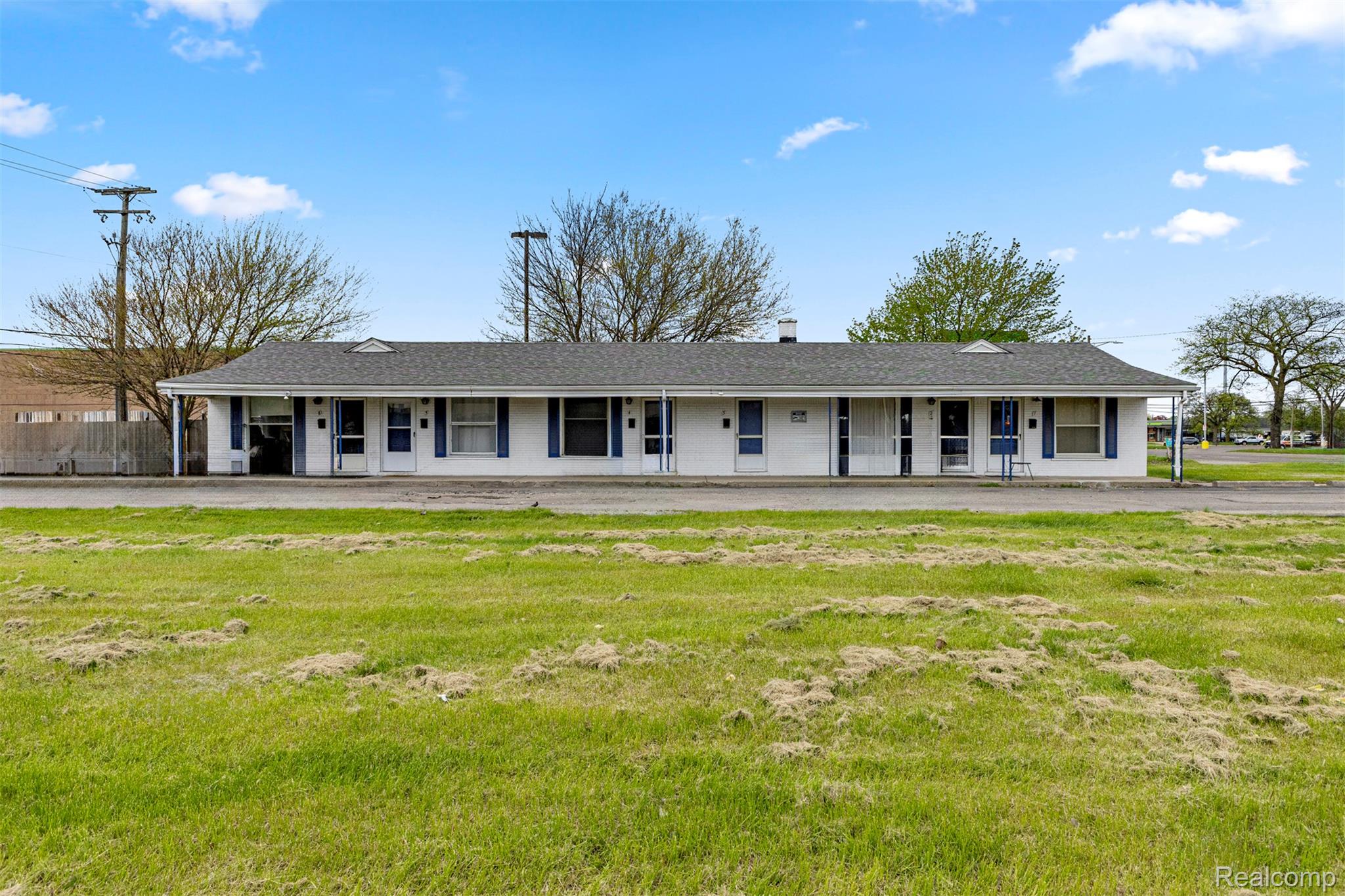 228 Inkster Road