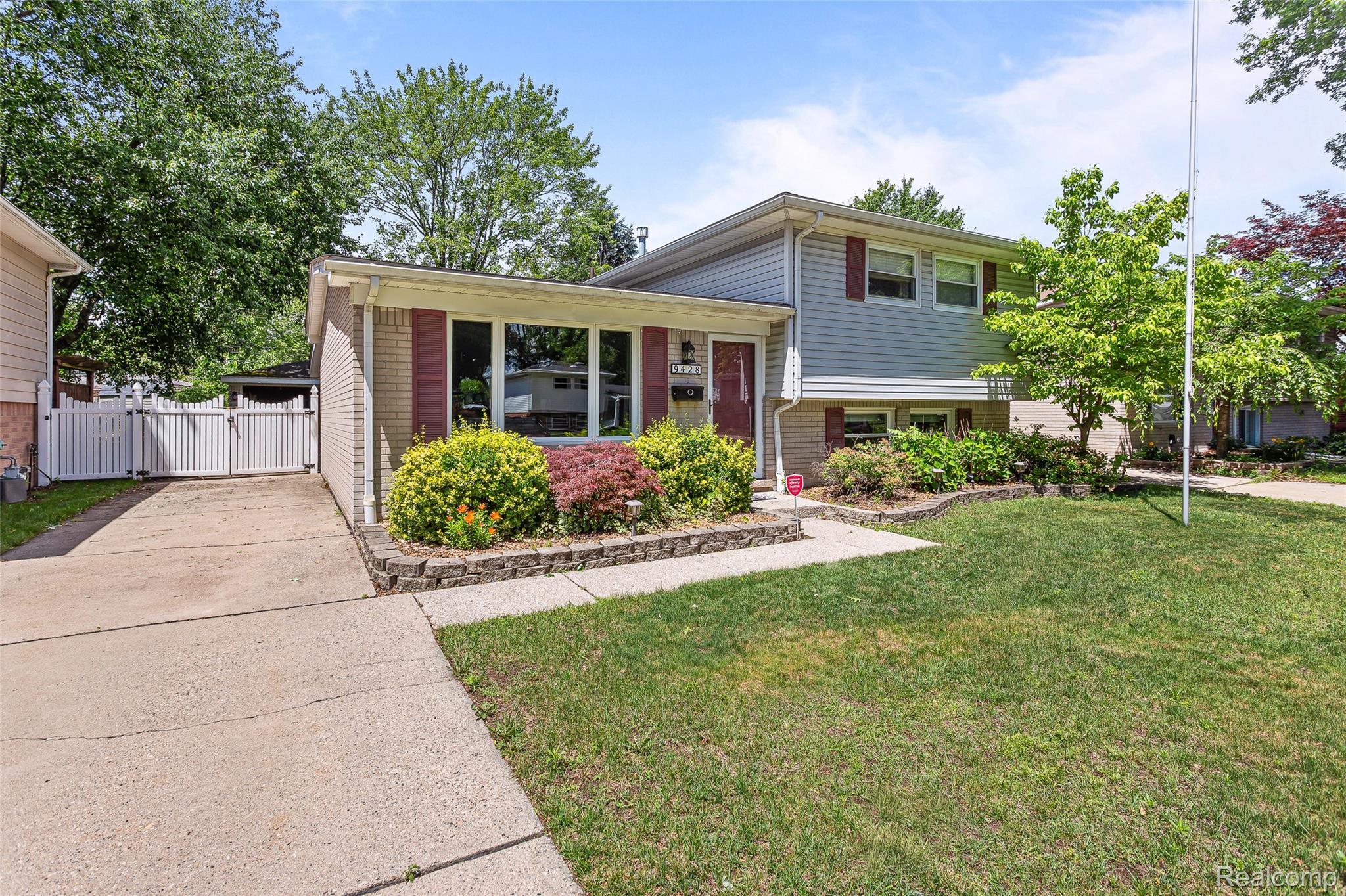 9428 Elm Street
