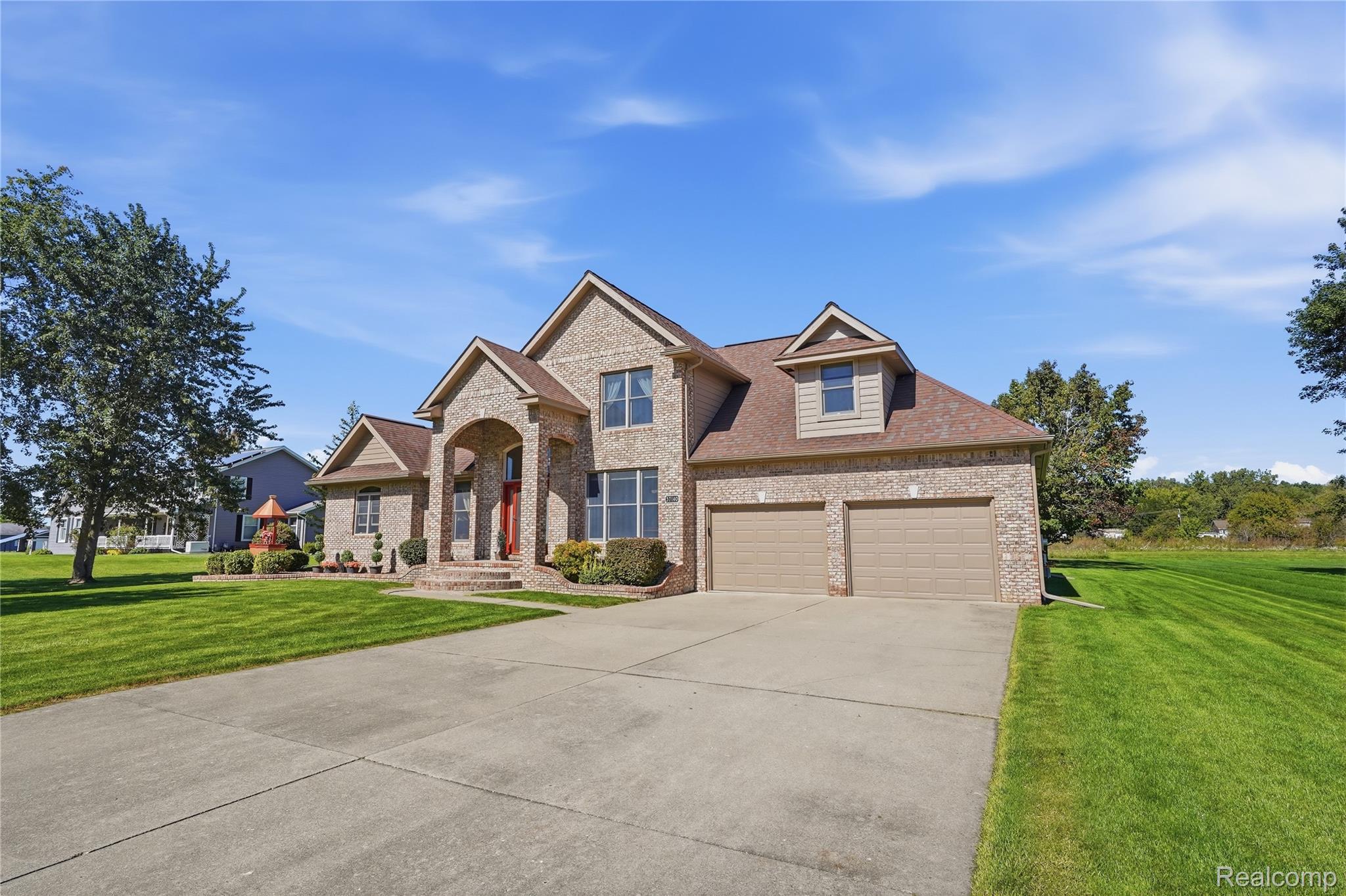 37140 Elizabeth Lane