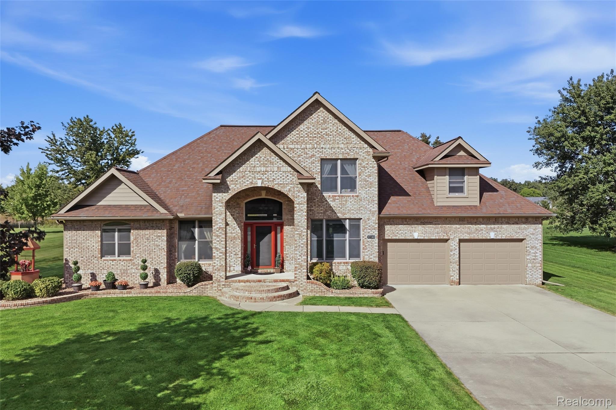 37140 Elizabeth Lane