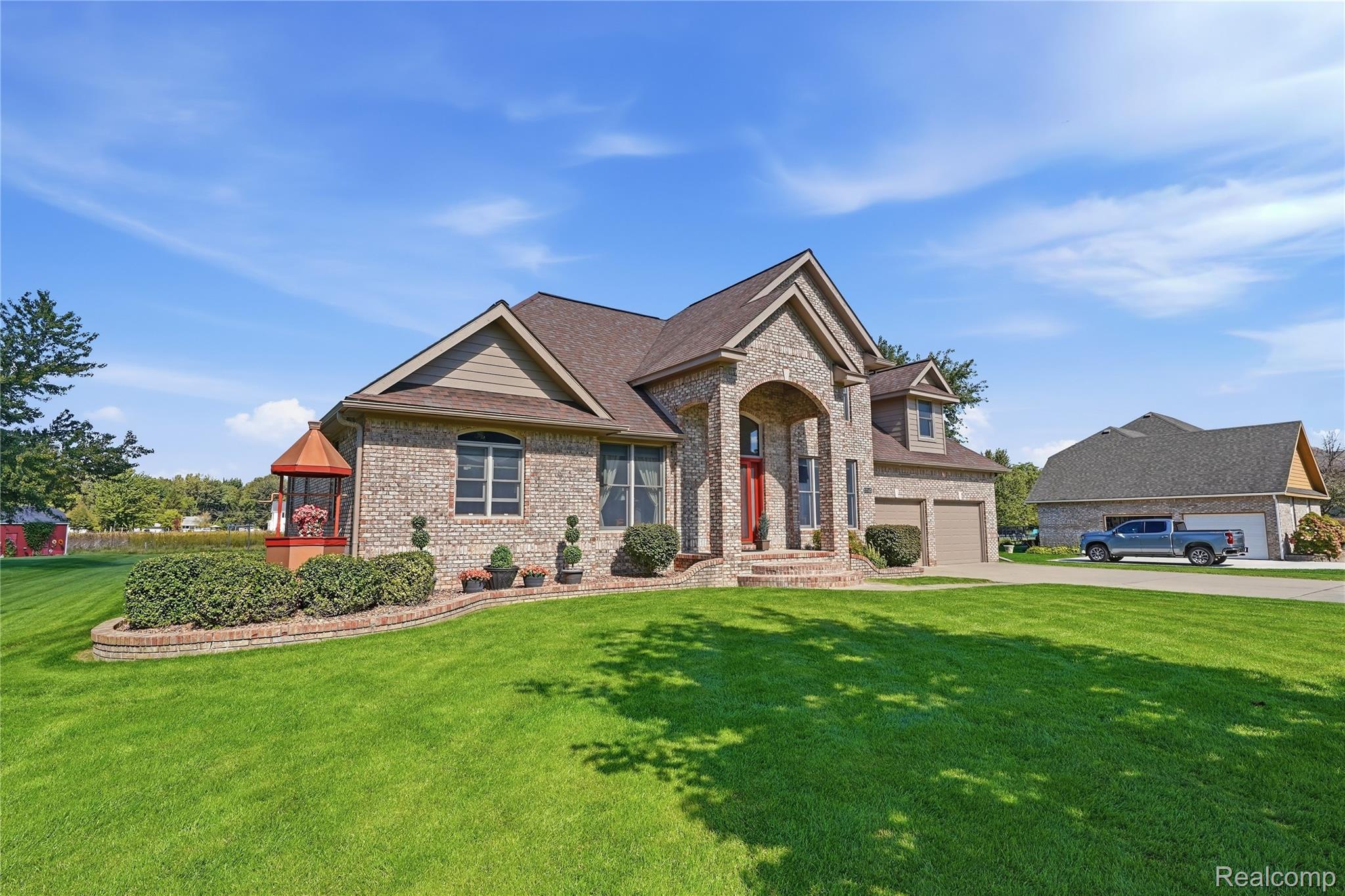 37140 Elizabeth Lane