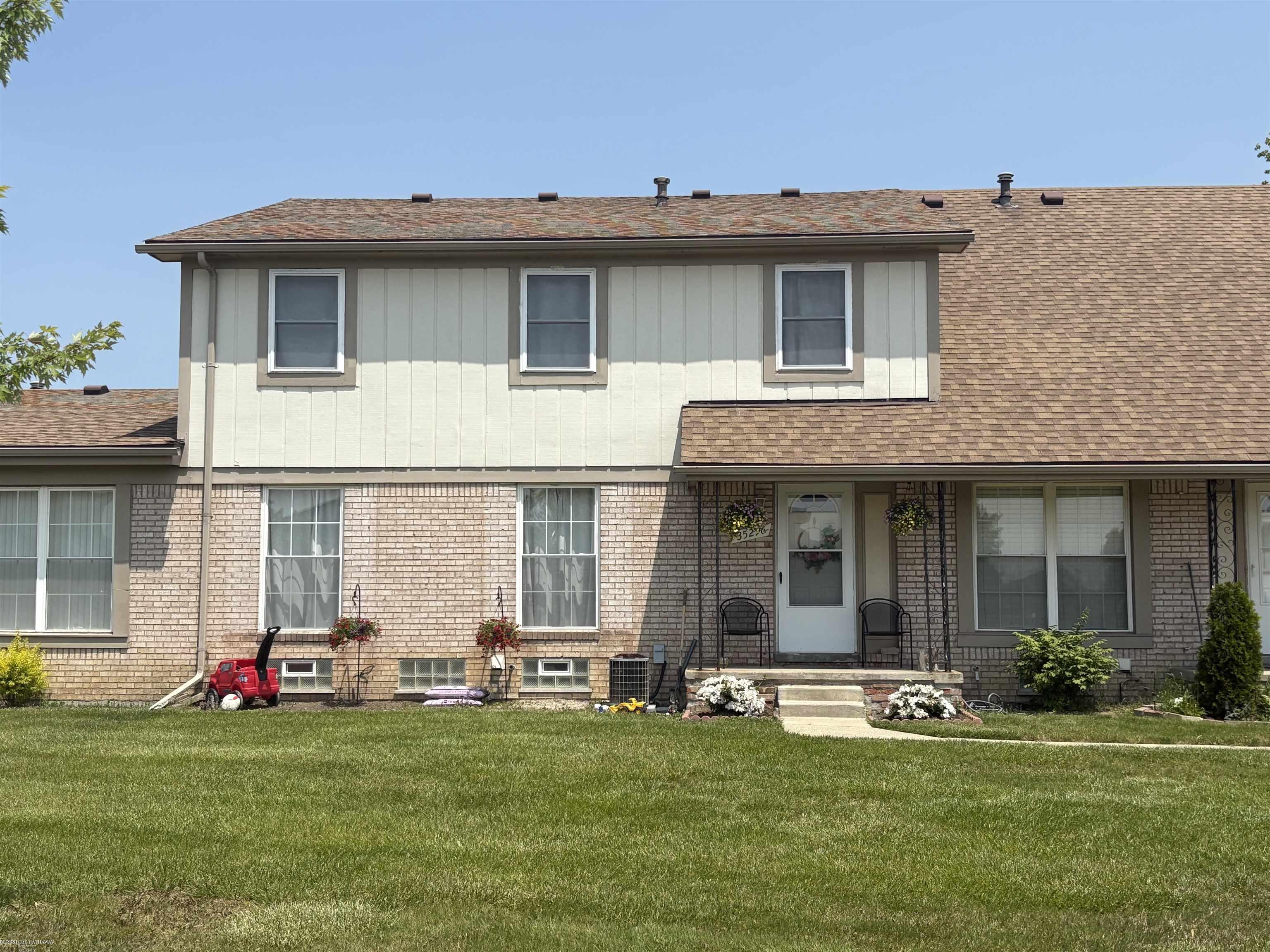 35296 Terrybrook Drive