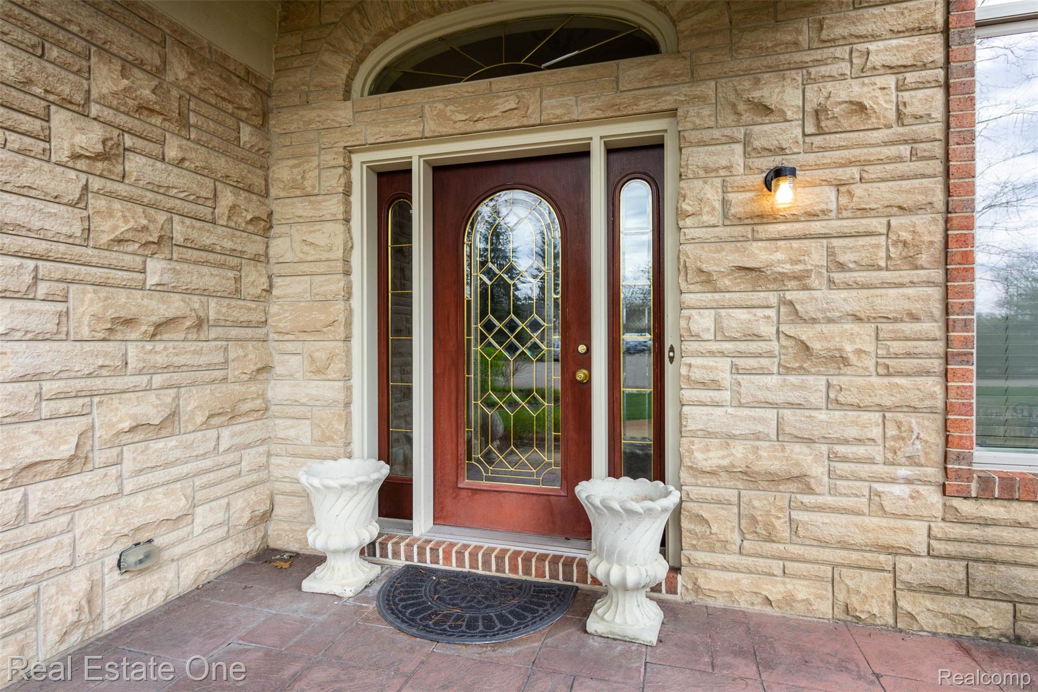 10215 Mill Pointe Drive