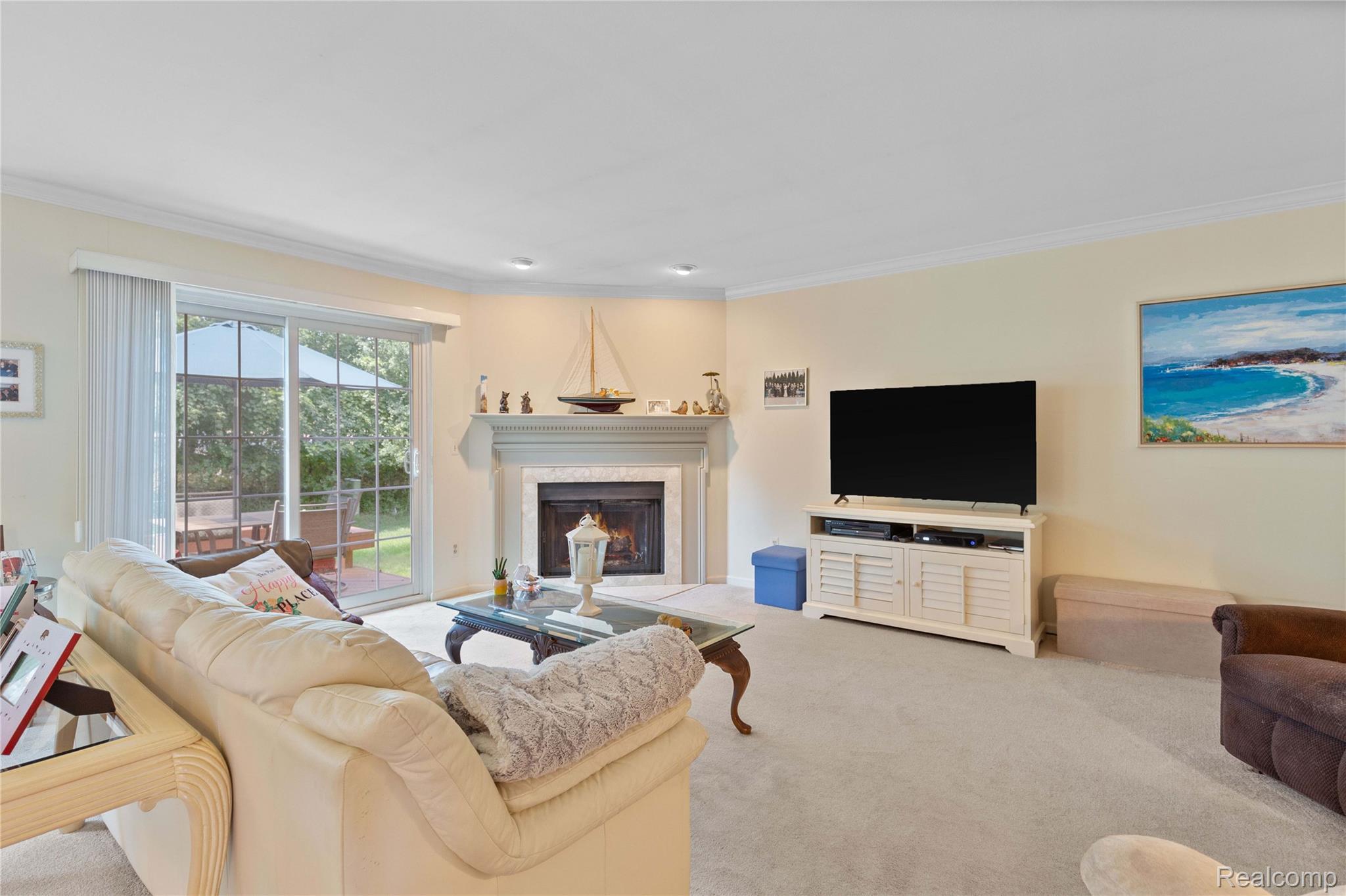 6579 Noble Road