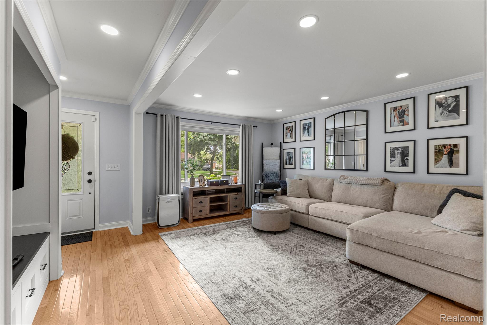 520 Byron Street