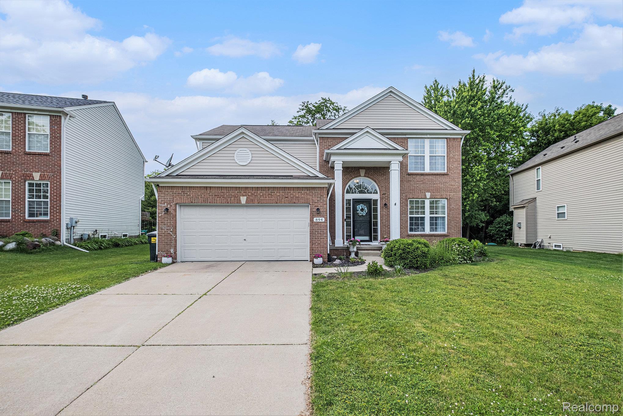 894 Canyon Creek Drive