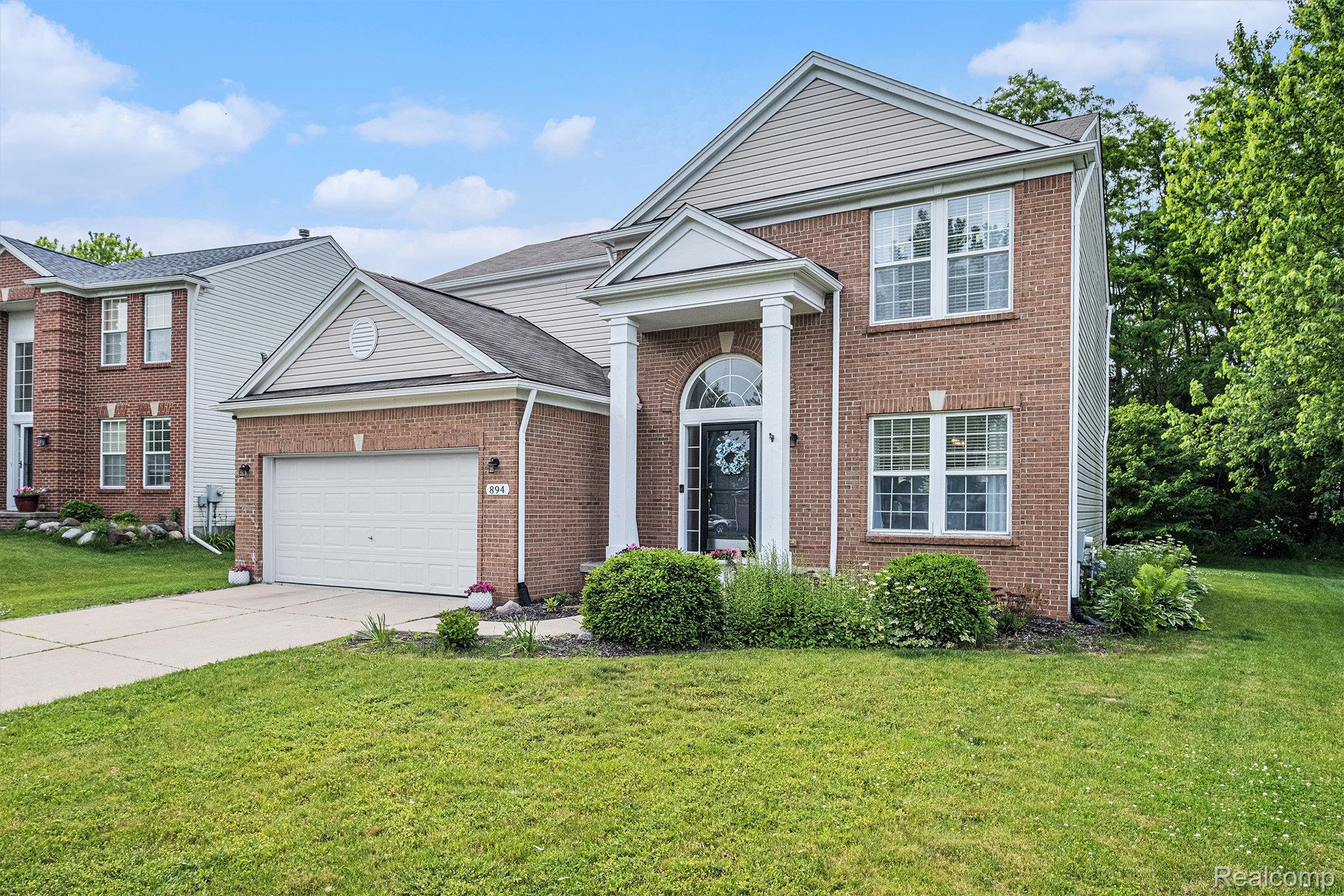 894 Canyon Creek Drive