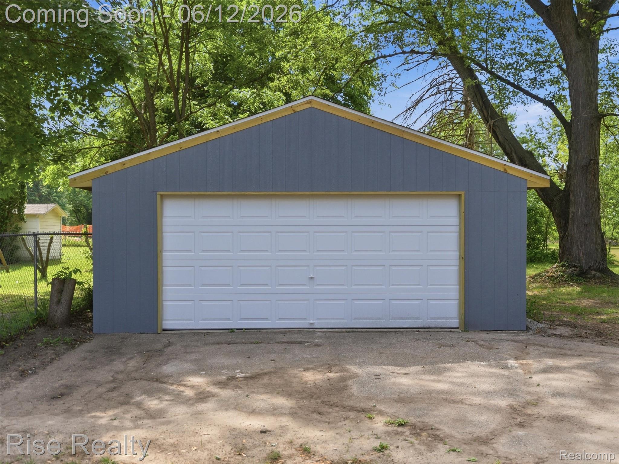 2449 N Genesee Road