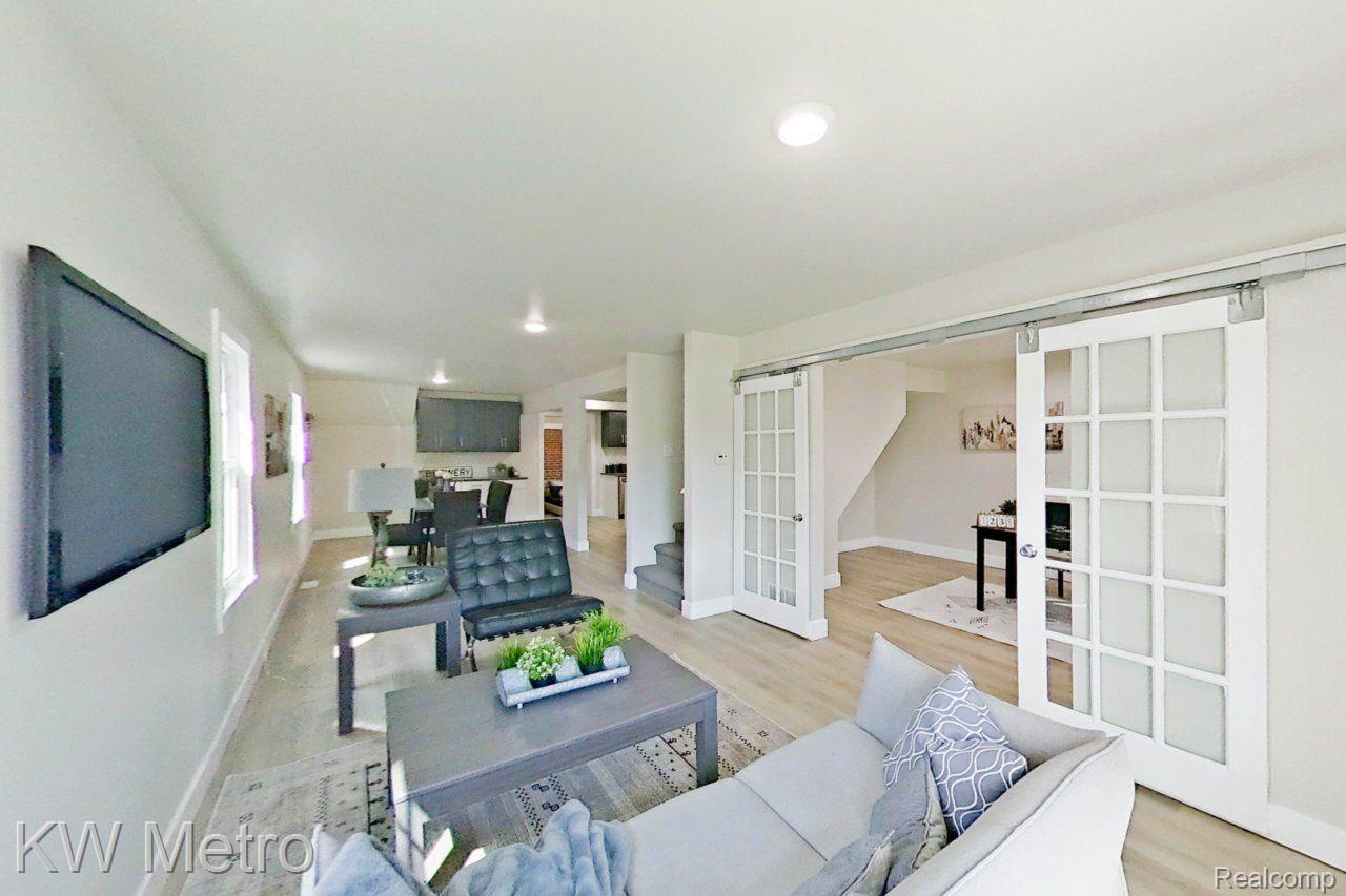 695 LIVERNOIS Street 1