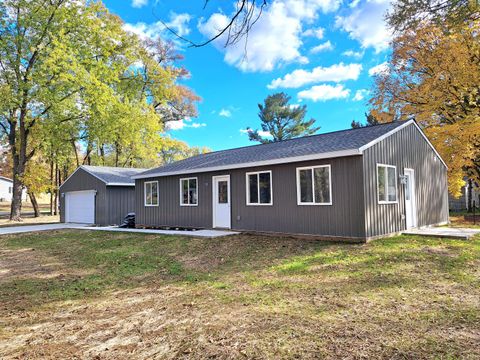 701 Lakeview Road Paw Paw Village MI 49079