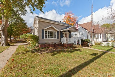 215 S Oneida Street Tecumseh City MI 49286