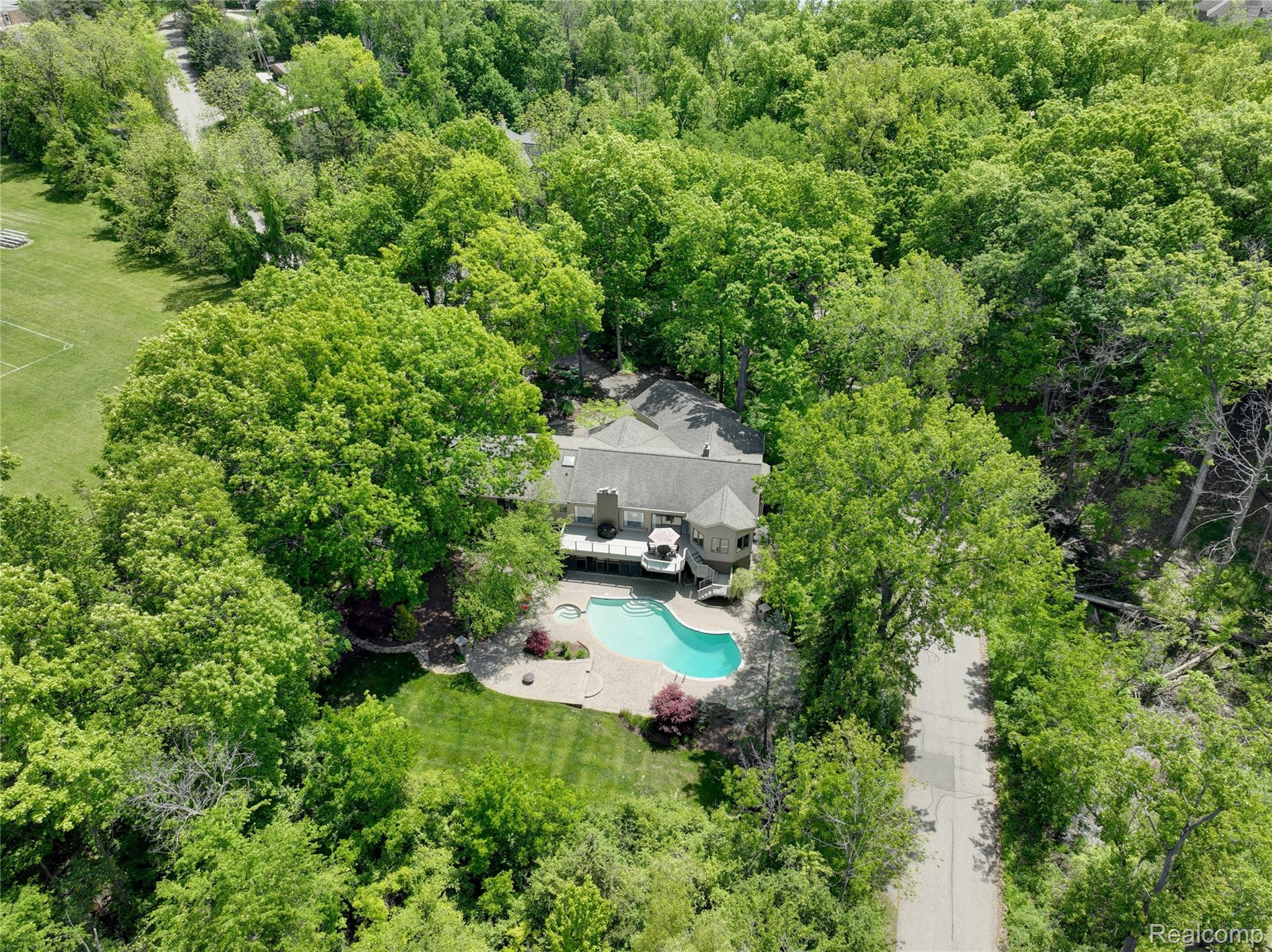 4681 Cove Road