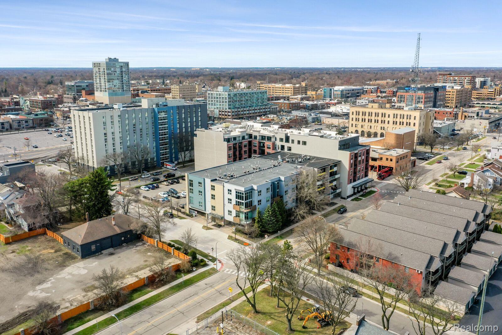 614 S TROY Street 204